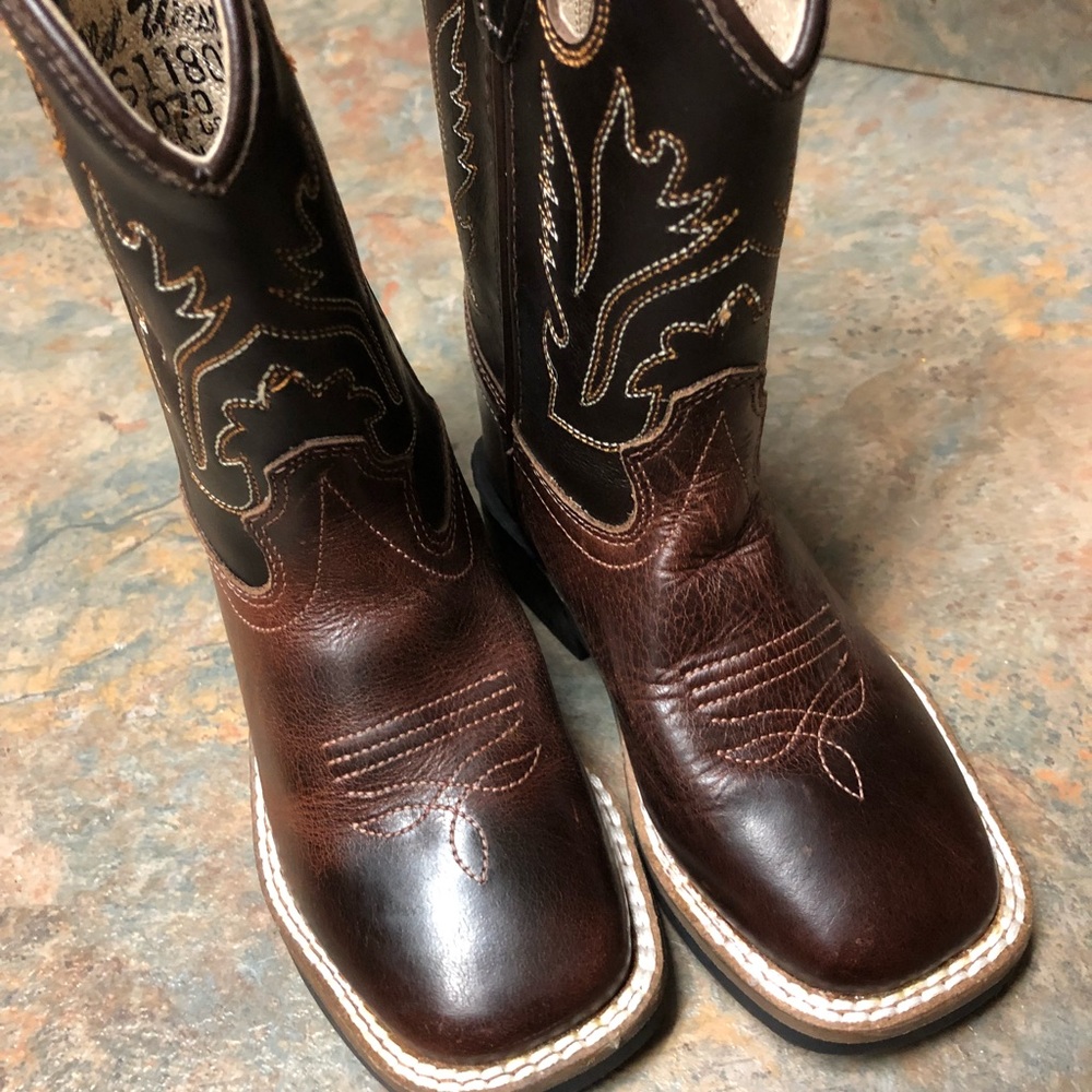 Toddler boots
